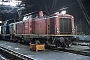 MaK 1000109 - DB "211 091-4"
13.12.1992
Kornwestheim, Bahnbetriebswerk [D]
Werner Peterlick